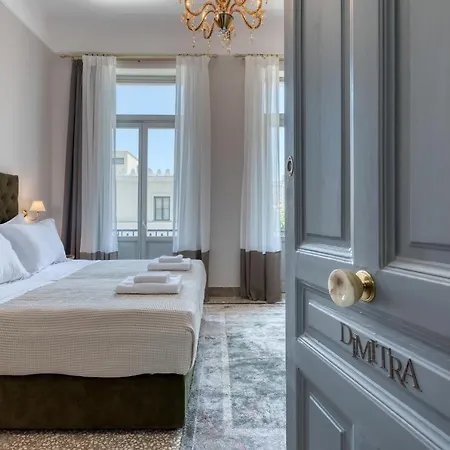 Athenian Vintage Apartment *